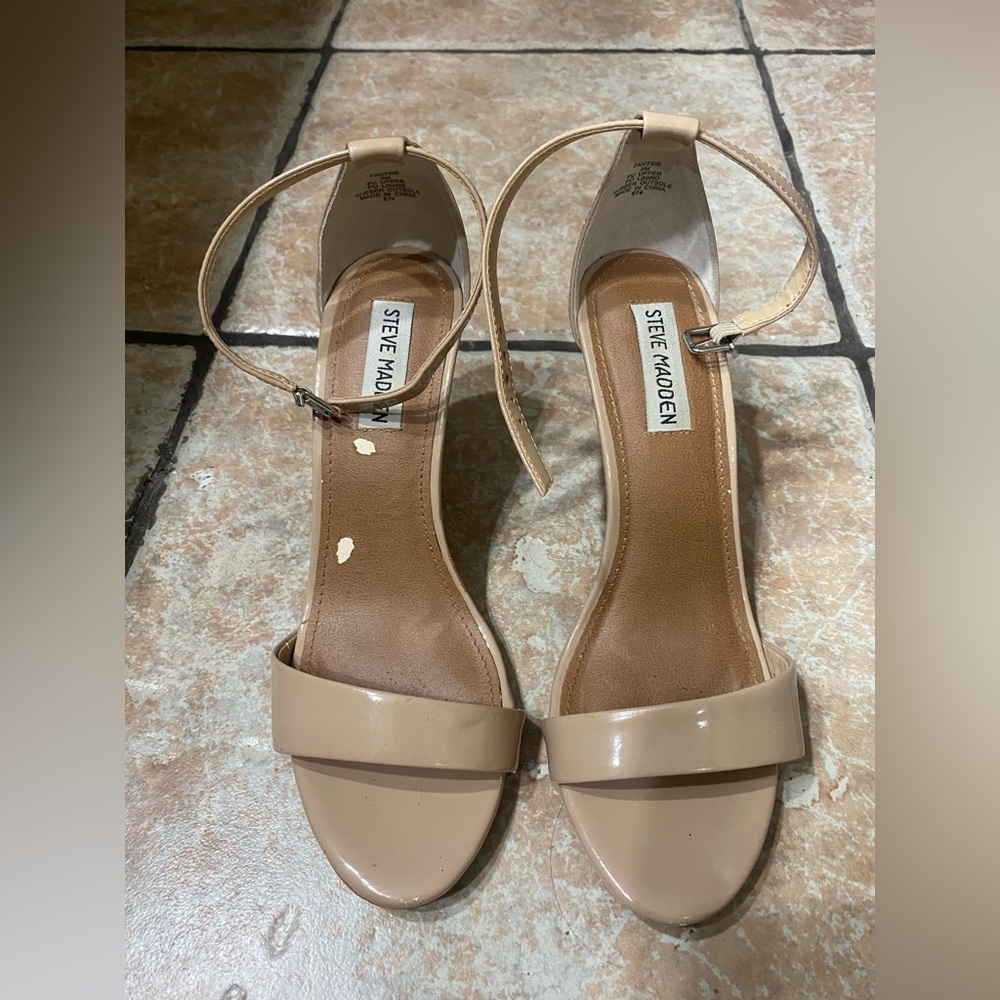 Steven Madden Heels Beige